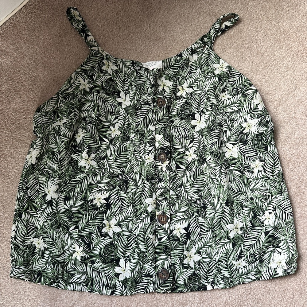 Sienna Sky Green Flower Leaf Flowy Top